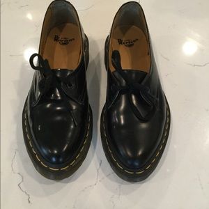 Dr. Marten Black Creepers size 6